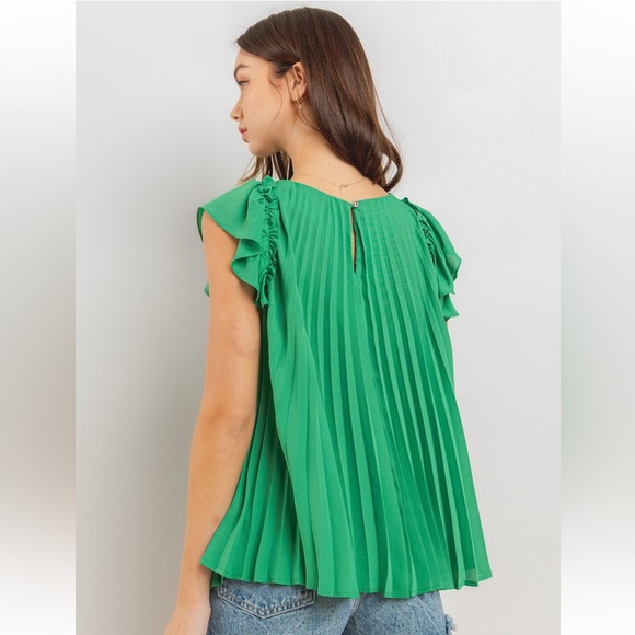 30 Fabulous Pleaded Dress with Ruffled Shoulder - Picture 2 of 5